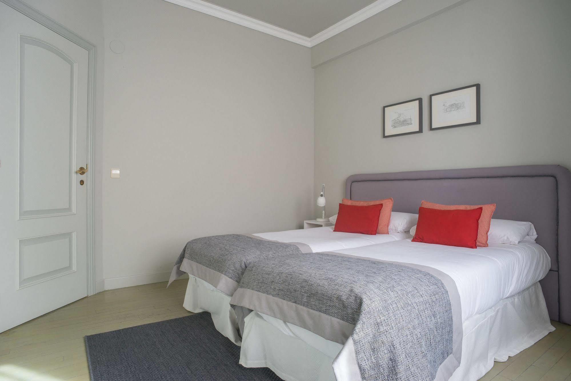 La Plage Zurriola - Ib. Apartments San Sebastián Eksteriør billede